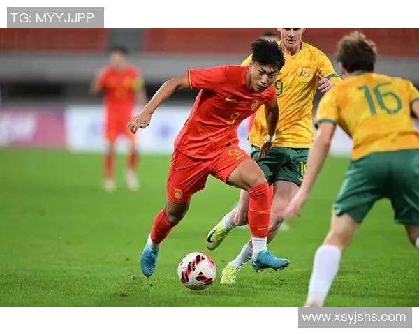 国内足球明星球迷热情高涨助力球队发展引发广泛关注与讨论