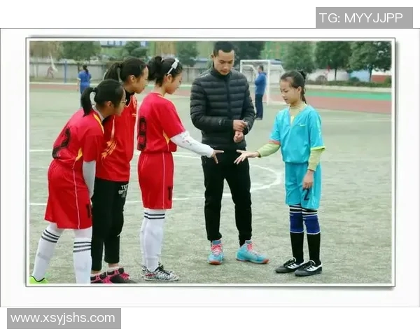 画足球明星踢球教案反思